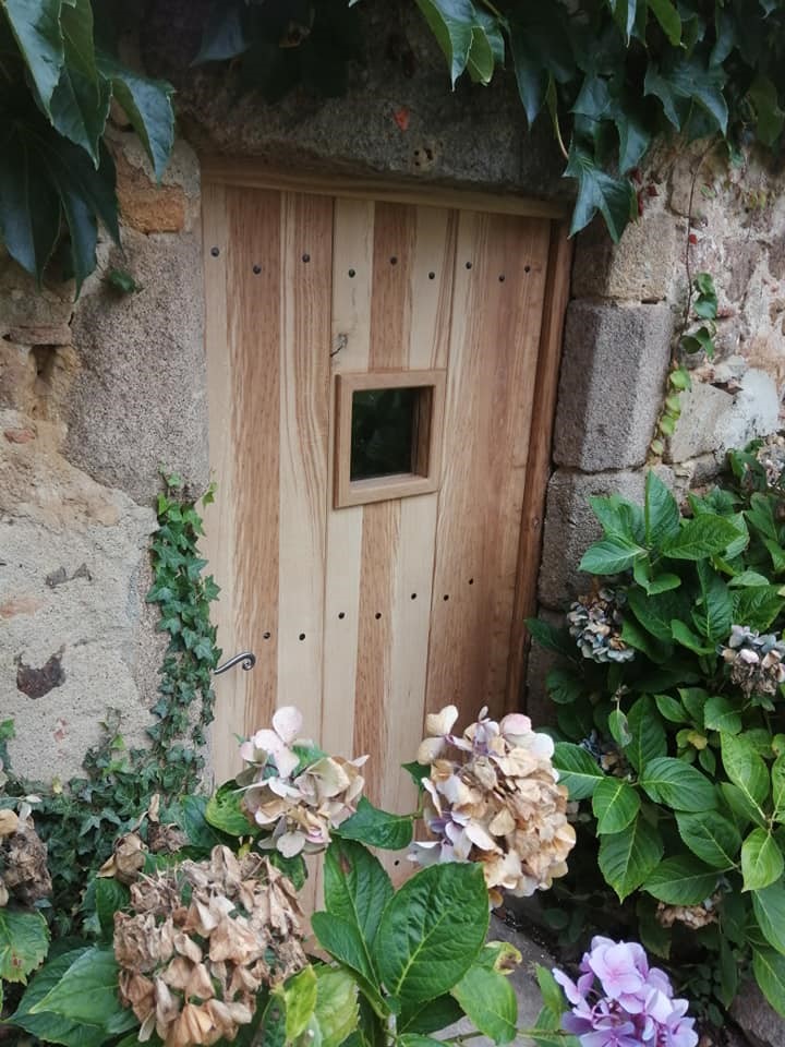 Porte en chêne.