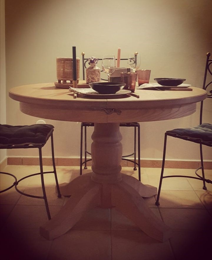 Table ronde chêne .