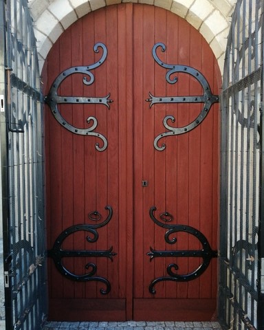 Porte d'église.