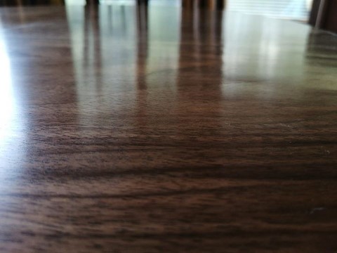 Vernis au tampon ébénisterie.